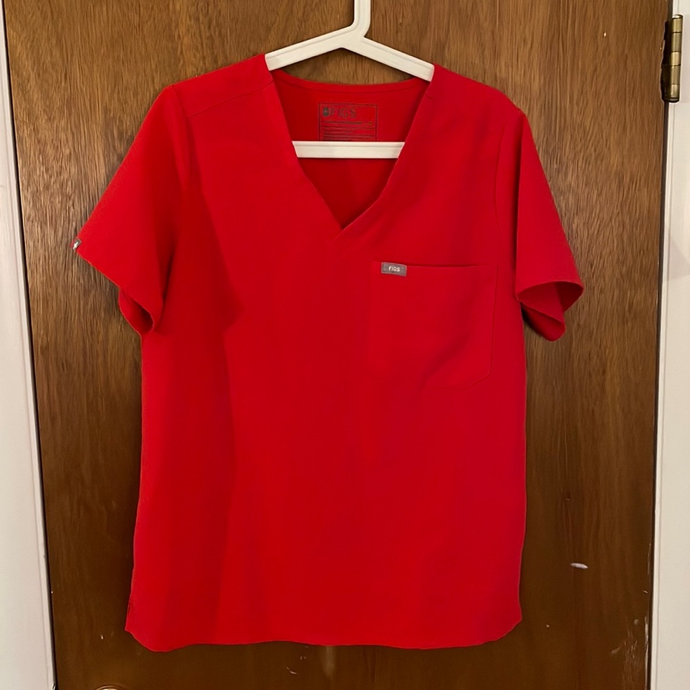 Figs: Catarina One-Pocket Scrub Top